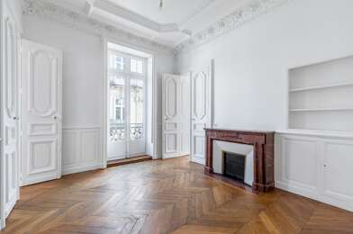 Appartement 7 pièces 468000 €
