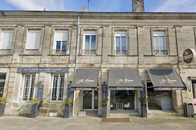 Immeuble  278250 €