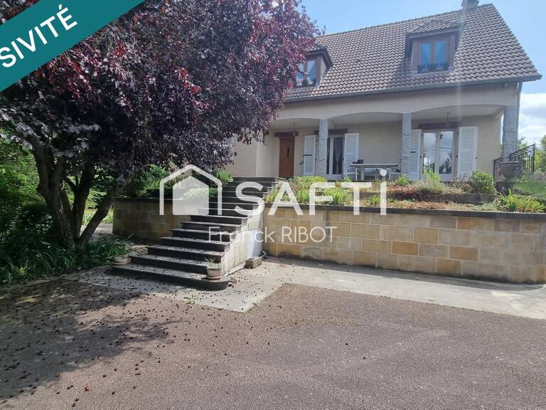 Maison de 175m2 sur 8000m2 de terrain — photo 1
