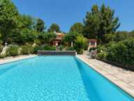 A vendre : Propriété 7 pièces avec piscine, véranda et jardin arboré  Fort potentiel - Bandol — photo 2