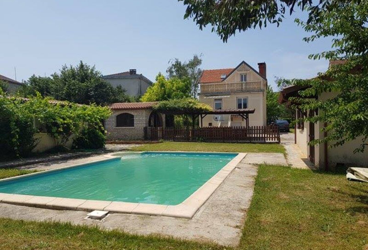 Maison de ville de 4 pièces principales — photo 1