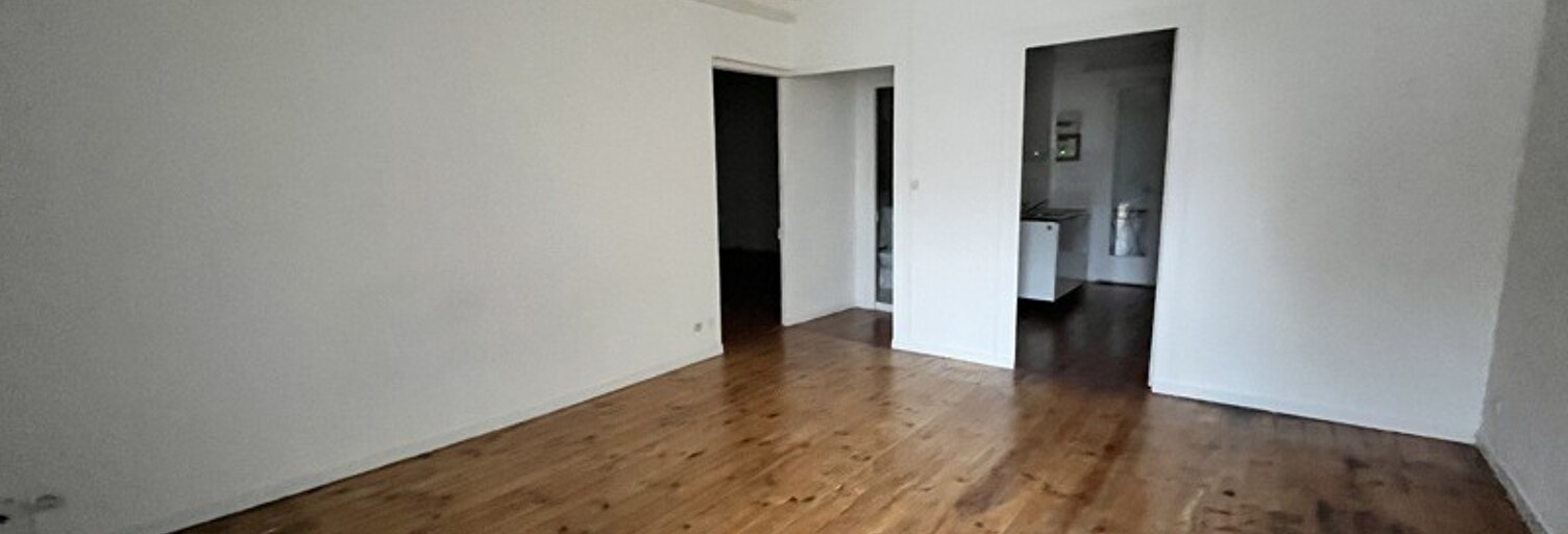 Immeuble   m² à vendre à Montpon-Ménestérol (24700)