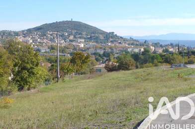Terrain  177000 €