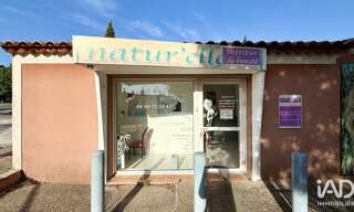 Commerce  46 m² à louer à Robion (84440)