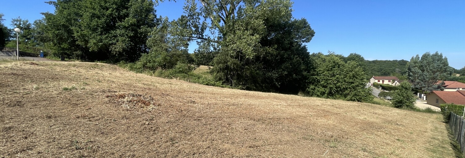 Terrain  1475 m² à vendre à Saint-Victurnien (87420)