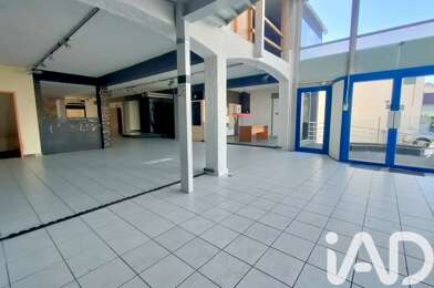Commerce  450000 €