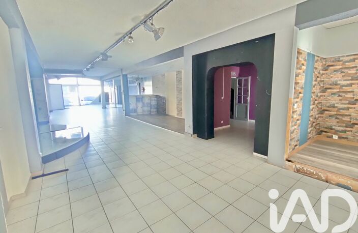 Vente Boutique/Local commercial 830 m&sup2; — photo 3