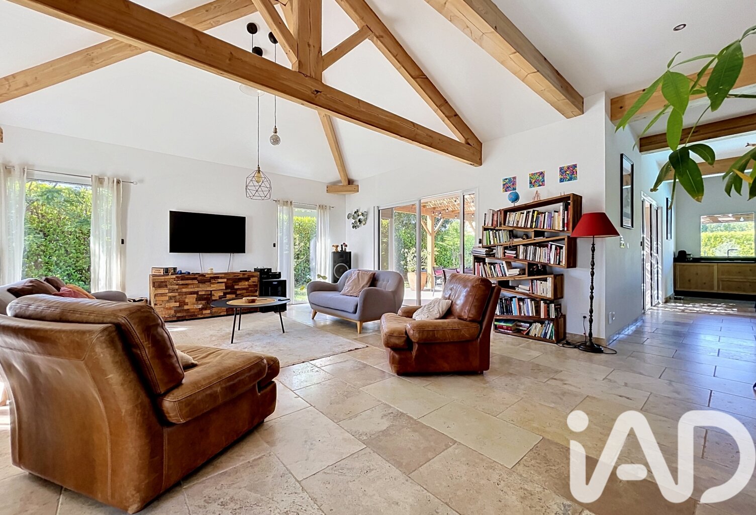 Vente Maison/villa 8 pièces — photo 1