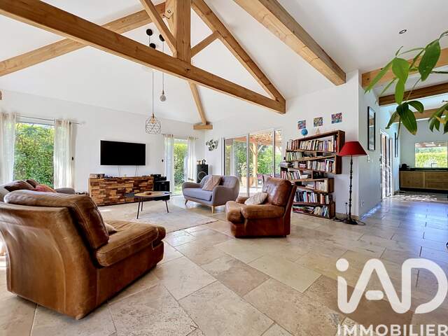Vente Maison/villa 8 pièces — photo du bien