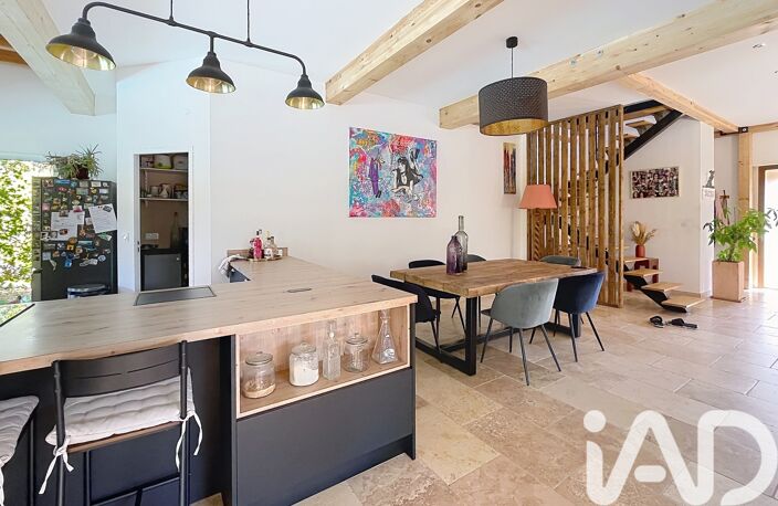 Vente Maison/villa 8 pièces — photo 3