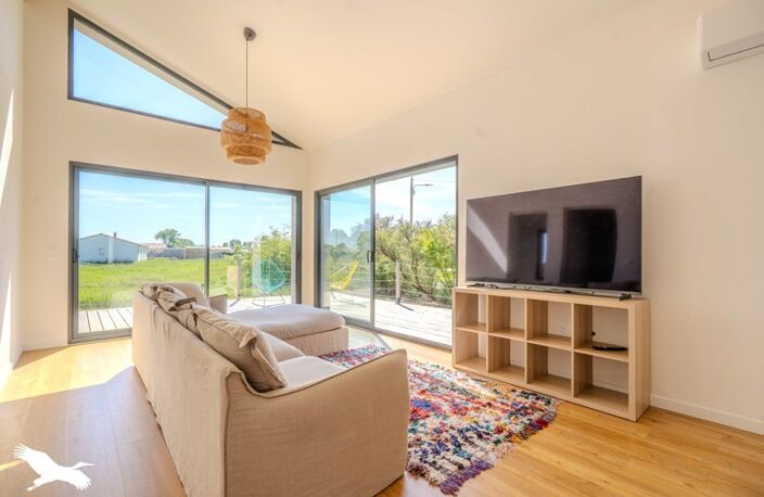 Vente maison 4 pièces 86 m² Soulac-sur-Mer (33780) — photo 2
