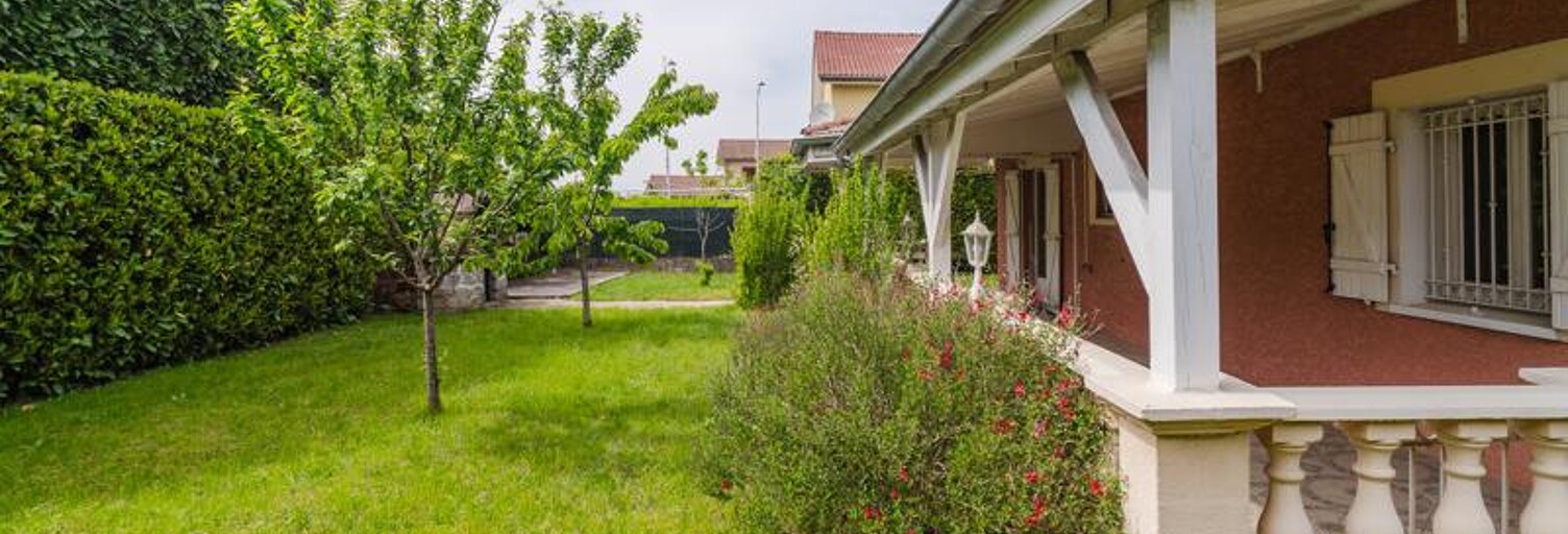 Maison 9 Pièces 157 m² à vendre à Genas (69740)