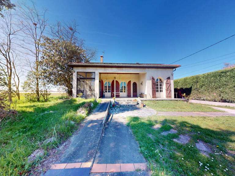 Maison de plain pied de 128m2 de type 5 sur une parcelle de 1800m2 — photo 1