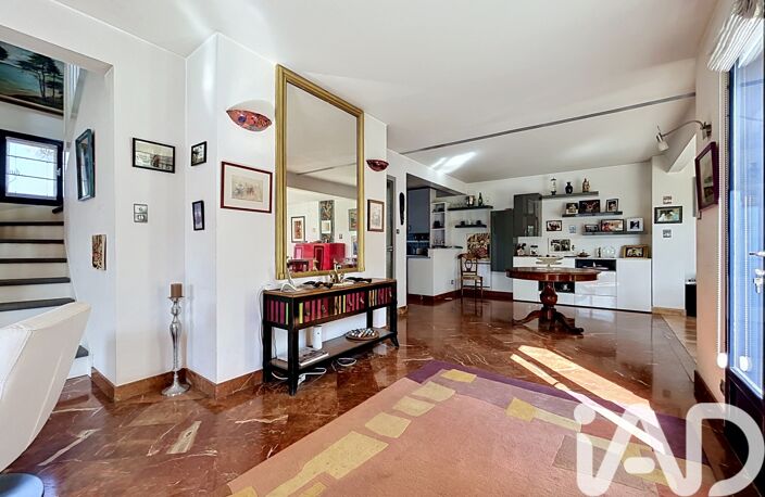Vente Maison/villa 8 pièces — photo 3