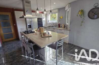Maison 5 pièces 369000 €