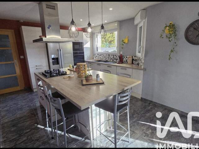 Vente Maison traditionnelle 5 pièces — photo du bien