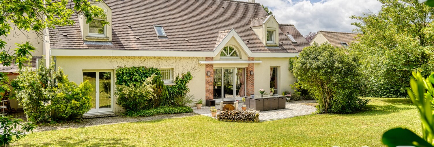 Maison 8 Pièces 217 m² à vendre à Forges-les-Bains (91470)