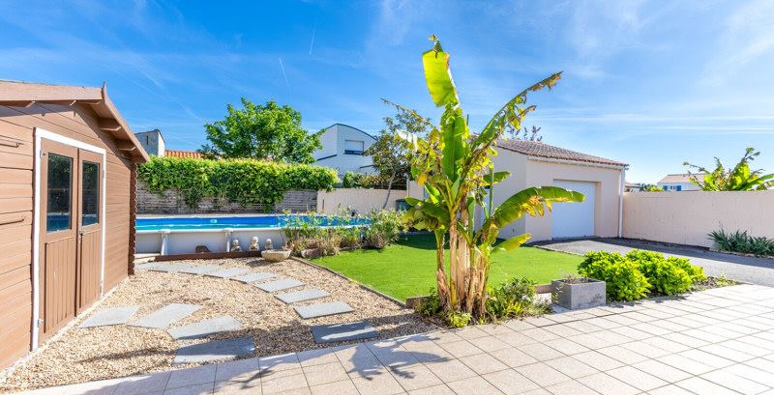 Vente maison 4 pièces 106 m² Les Sables-d'Olonne (85180) — photo 1