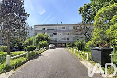 Appartement 4 pièces 254900 €