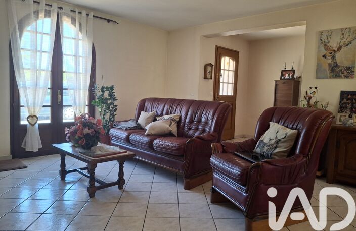 Vente Maison/villa 6 pièces — photo 2