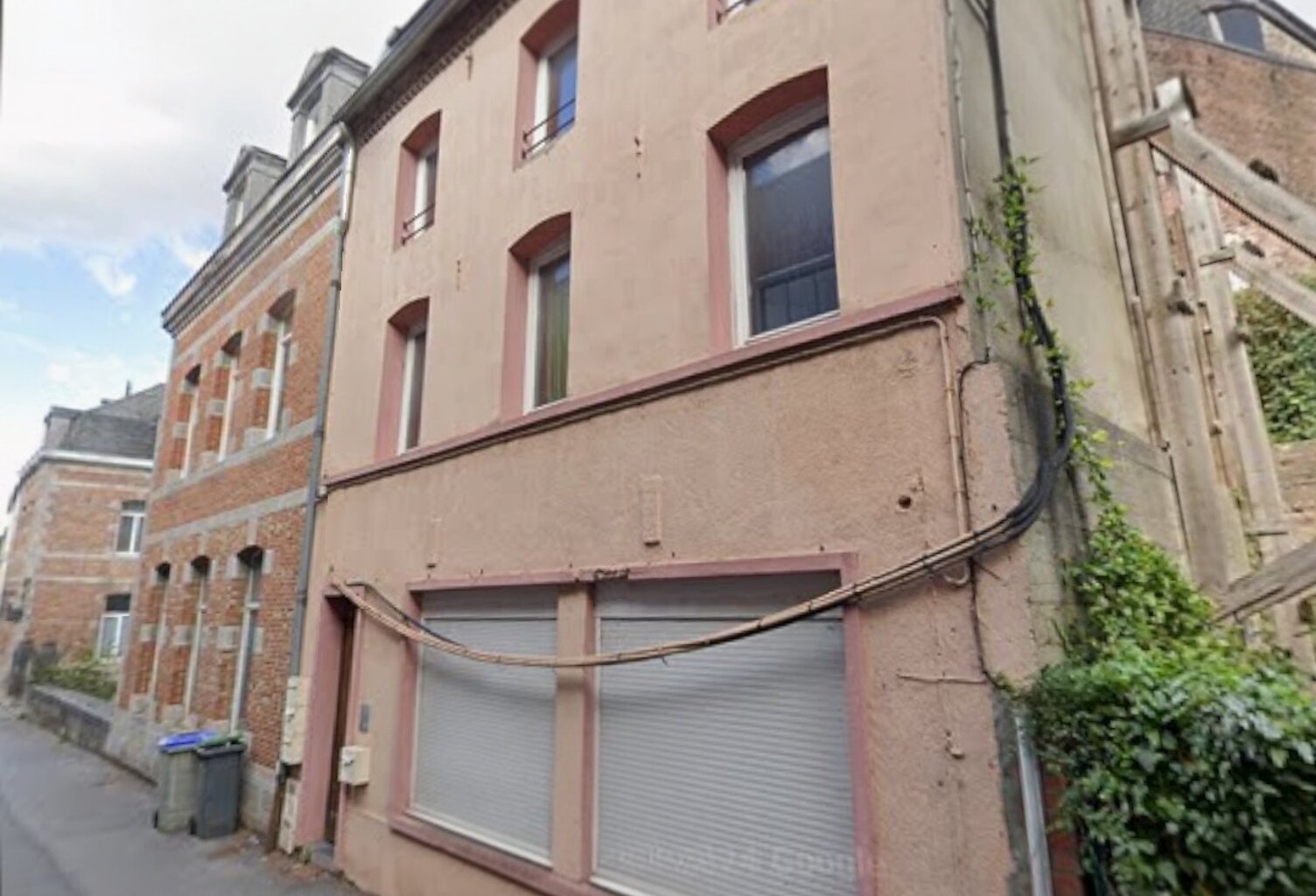 Vente Immeuble 90 m&sup2; — photo 1