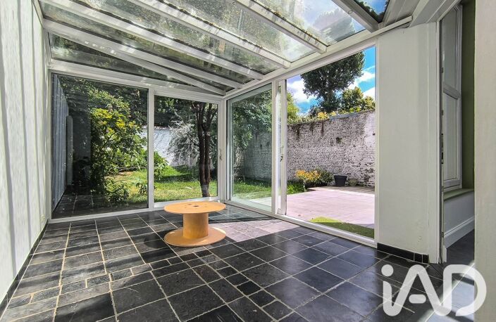 Vente Maison de ville 9 pièces — photo 2