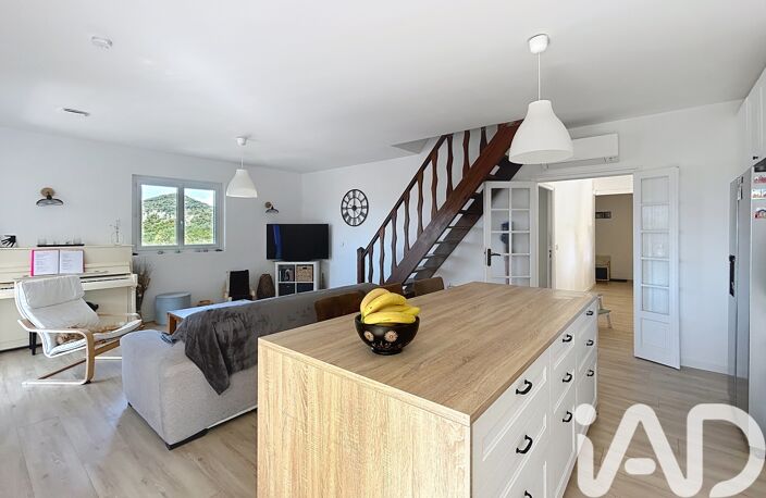 Vente Appartement 8 pièces — photo 3