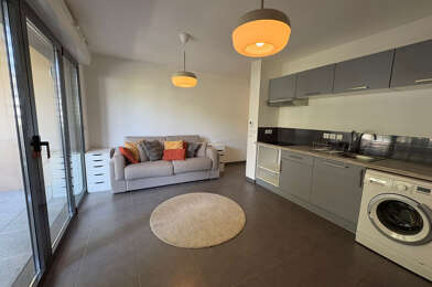 Appartement 1 pièces 820 €
