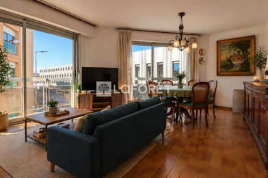 Appartement 3 pièces 219350 €