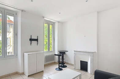 Appartement 2 pièces 750 €