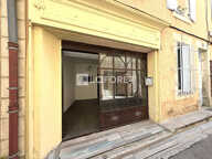 LOCAL PROFESSIONNEL - L'Isle Sur La Sorgue - 2 pièces - 45 m² — photo 2