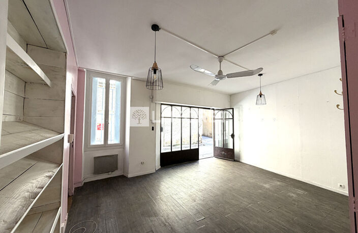 LOCAL PROFESSIONNEL - L'Isle Sur La Sorgue - 2 pièces - 45 m² — photo 3