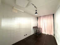 LOCAL PROFESSIONNEL - L'Isle Sur La Sorgue - 2 pièces - 45 m² — photo 4