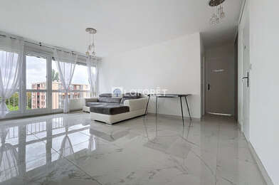 Appartement 4 pièces 930 €