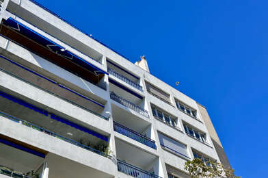 Appartement 3 pièces 243800 €