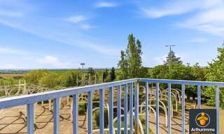 Appartement  82 m² à louer à Vénissieux (69200)