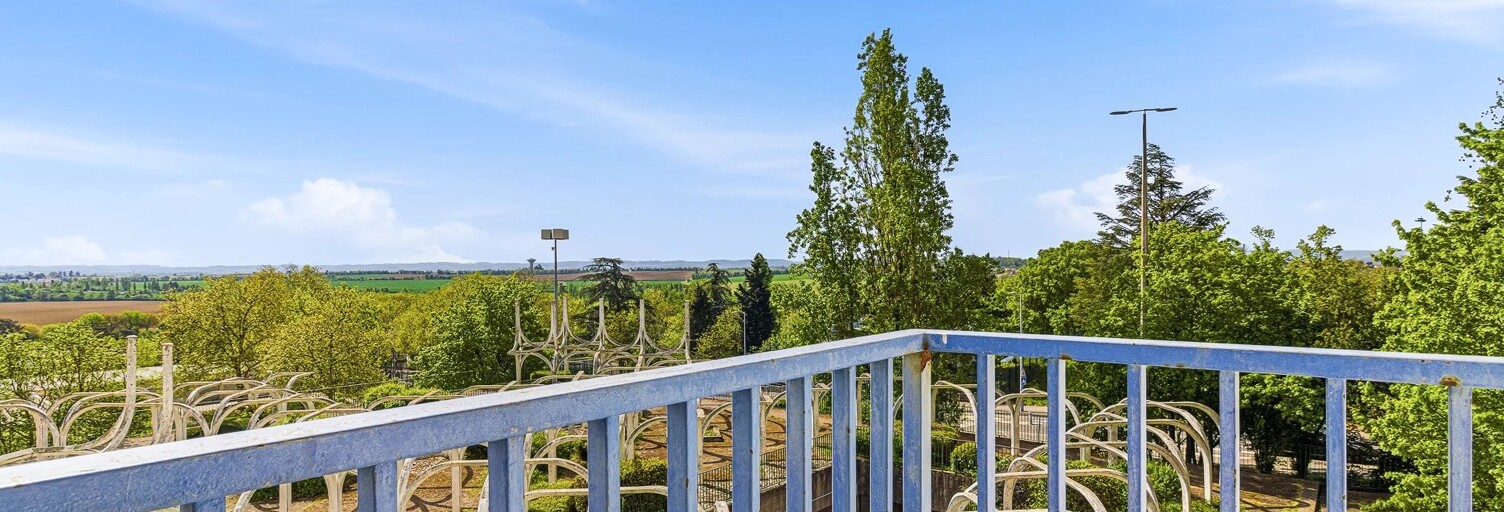 Appartement  82 m² à louer à Vénissieux (69200)