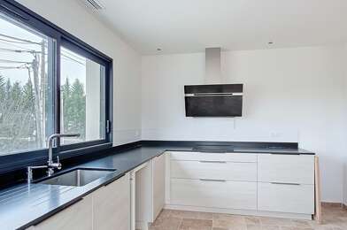 Appartement 5 pièces 1220 €