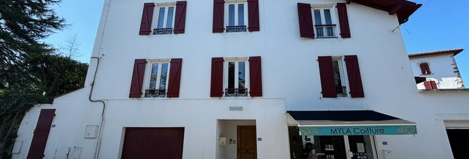 Immeuble  330 m² à vendre à Ustaritz (64480)