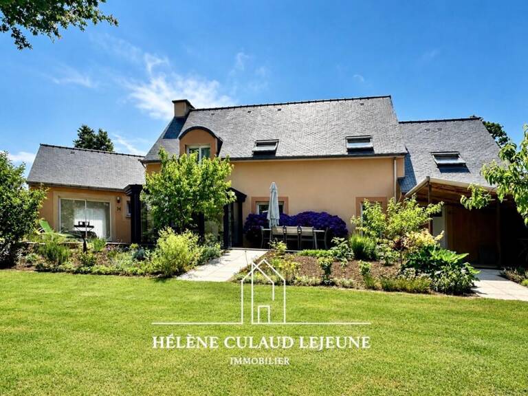 MAISON FAMILIALE AVEC VUE DÉGAGÉE SUR LA NATURE - 184 m² - VANNES — photo 1