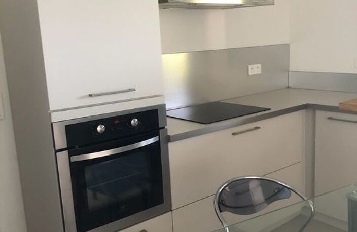 T2 meublé Biguglia Rez-de-villa — photo 2