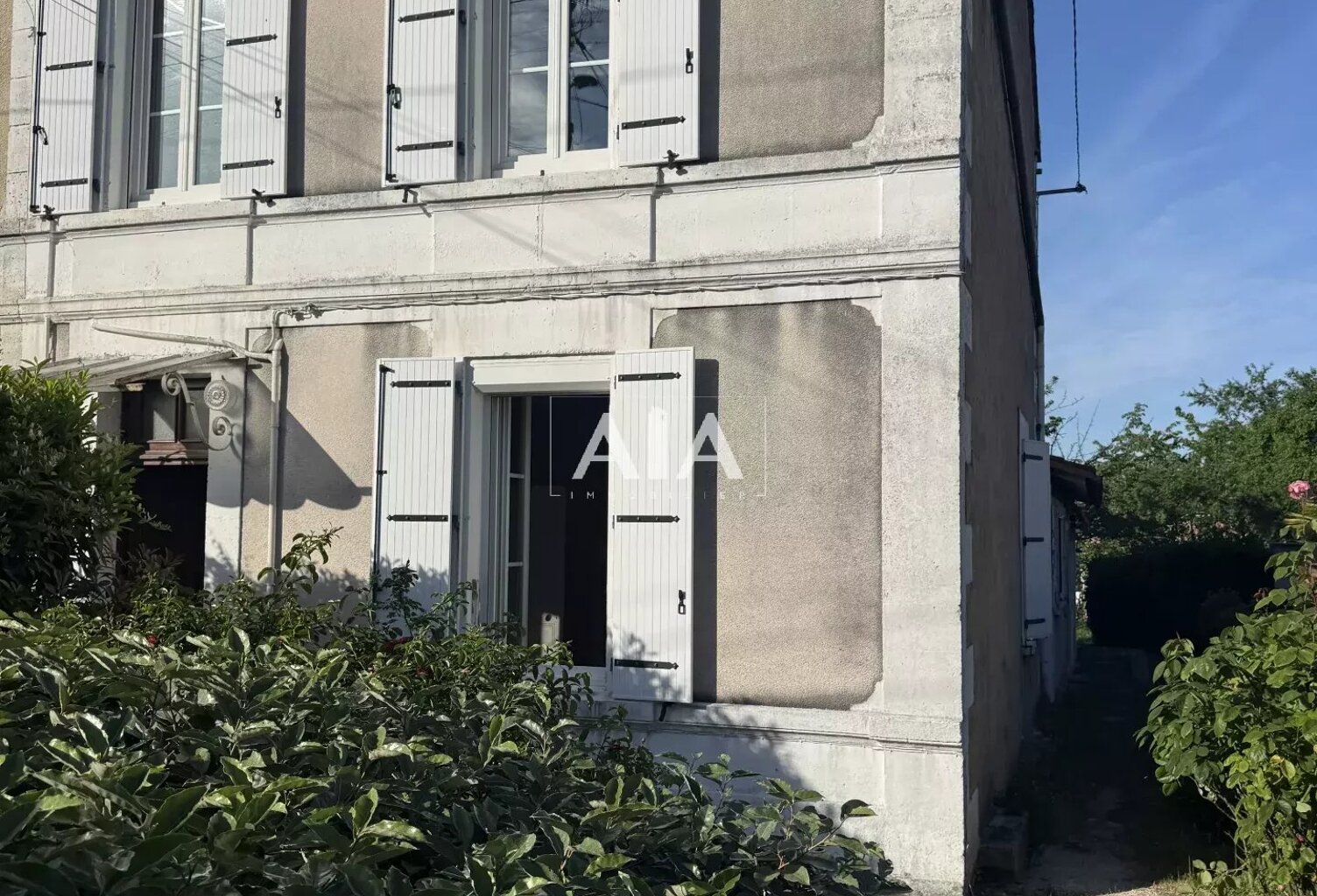 Maison de charme à Angoulême, proche commodités — photo 1