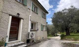 Maison 2 Pièces 77 m² à louer à Coaraze (06390)