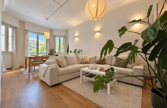 Bas Cimiez, beaux volumes, rénové, belles prestations, aux pieds de toutes les commodités — photo 2