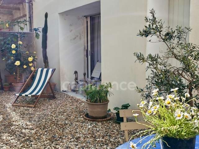 Maison à vendre 5 pièces FONTVIEILLE (13) — photo du bien