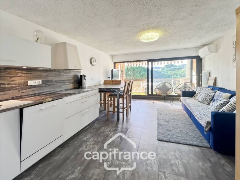 Appartement à vendre 3 pièces  (83), Bormes les mimosas, la Favière, T3 avec Parking, dernier étage et vue mer — photo 1