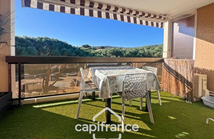Appartement à vendre 3 pièces  (83), Bormes les mimosas, la Favière, T3 avec Parking, dernier étage et vue mer — photo 2