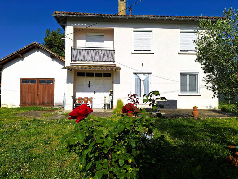   Maison familiale 4 chambres de 122 m² sur 3200 m² de terrain à Riscle — photo 1