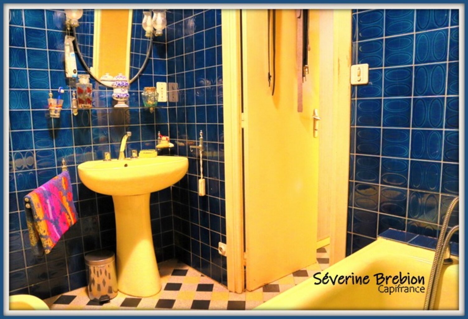 Ensemble immobilier avec une maison, 2 appartements loués, 2 garages, 3 ateliers à Chabreloche — photo 1