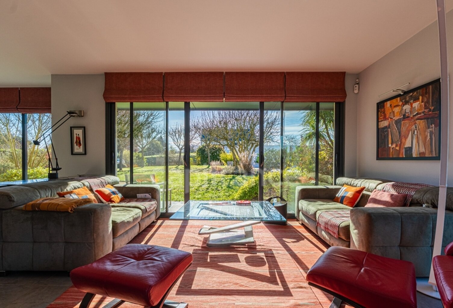 Propriété contemporaine de 228 m² sur un terrain clos de 2989m² avec piscine à 10 minutes de Saumur et 40 m' d'Angers — photo 1